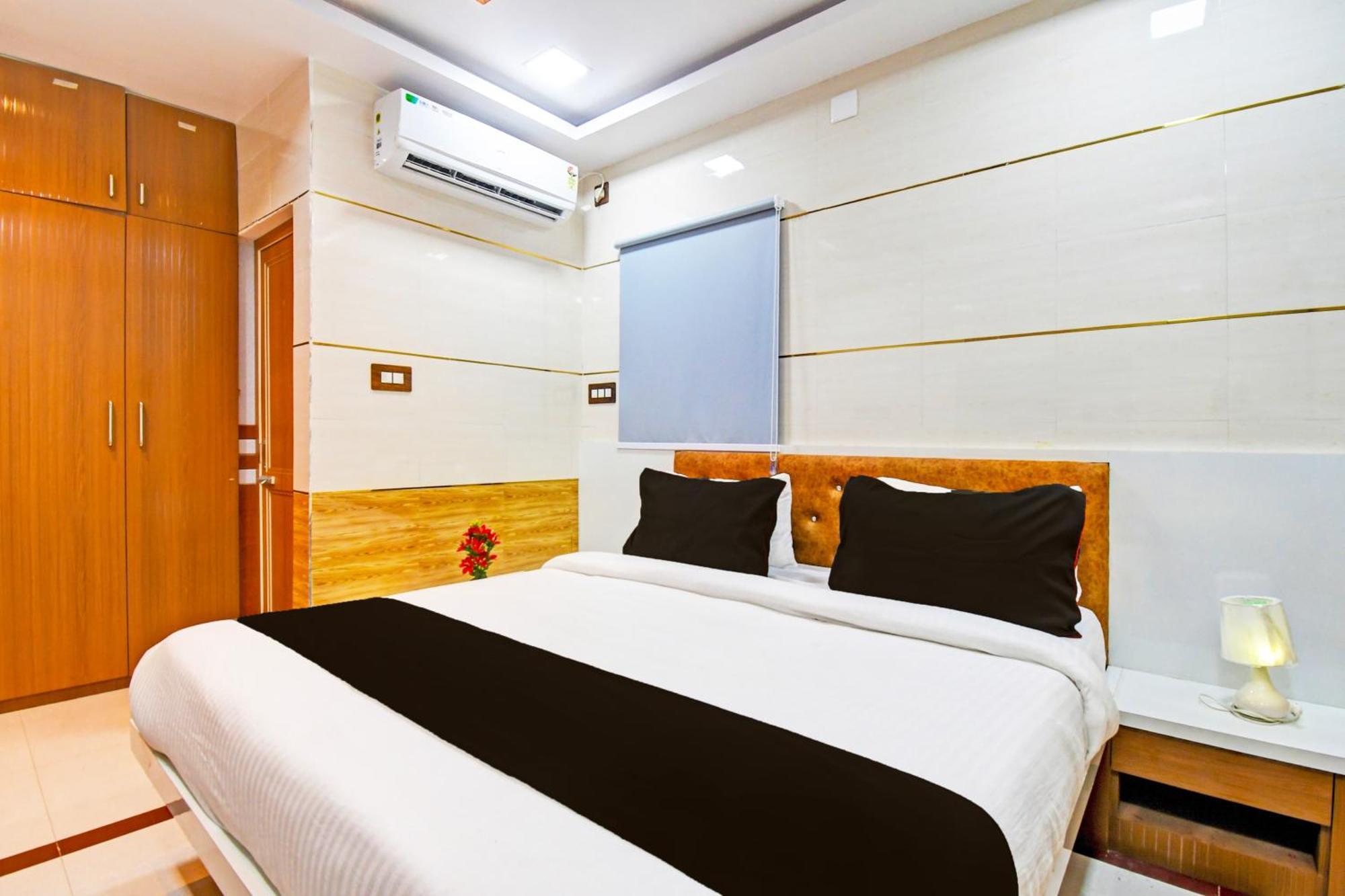 Super Hotel O Maa Bhubaneswari Hotel Екстериор снимка