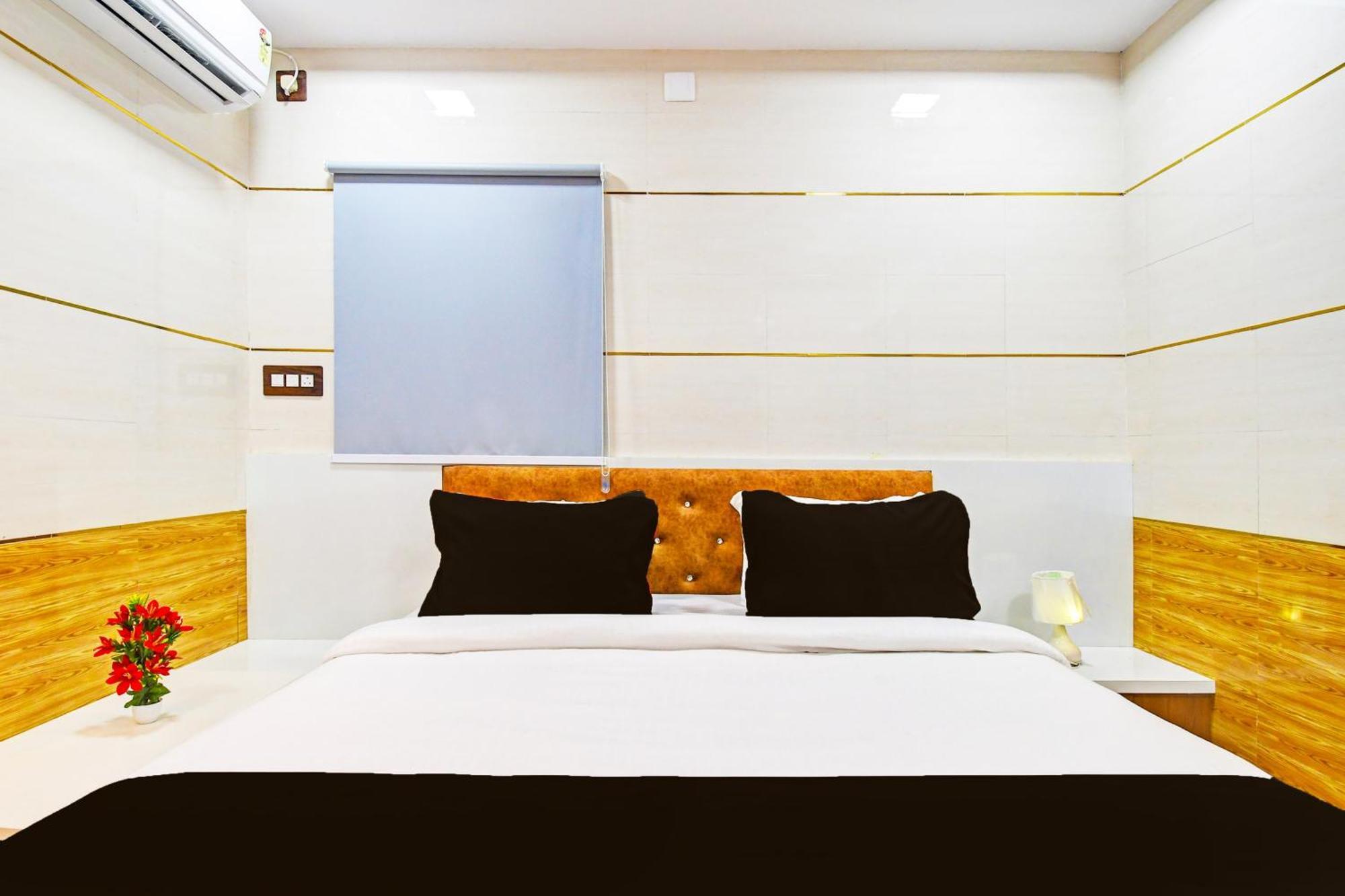 Super Hotel O Maa Bhubaneswari Hotel Екстериор снимка