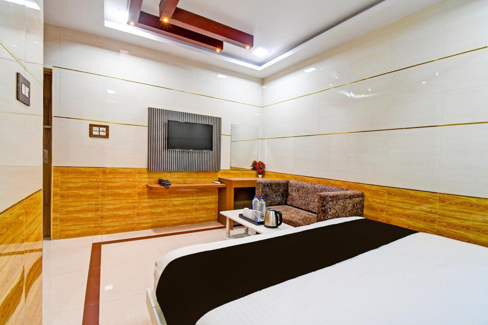 Super Hotel O Maa Bhubaneswari Hotel Екстериор снимка