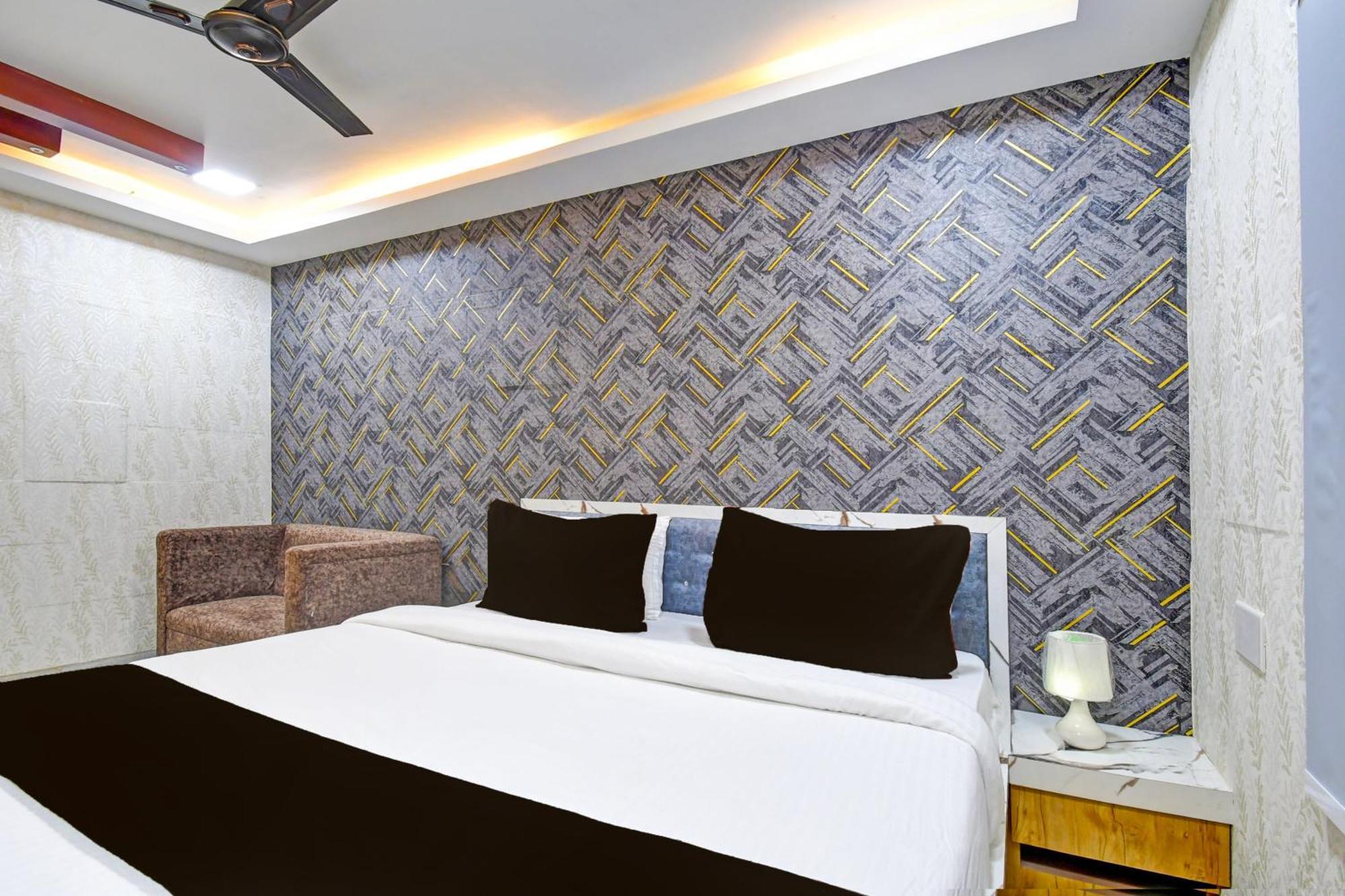 Super Hotel O Maa Bhubaneswari Hotel Екстериор снимка