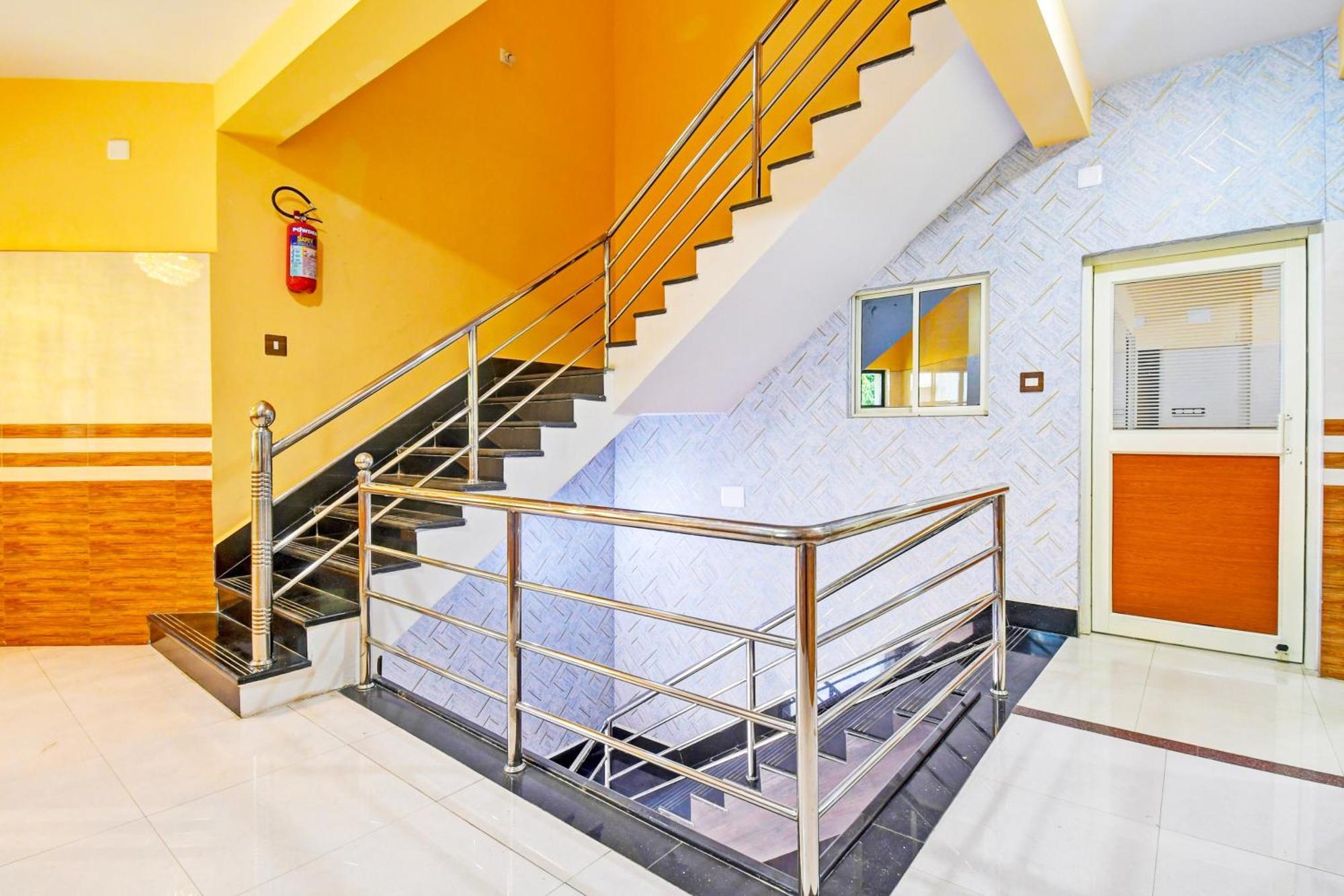 Super Hotel O Maa Bhubaneswari Hotel Екстериор снимка