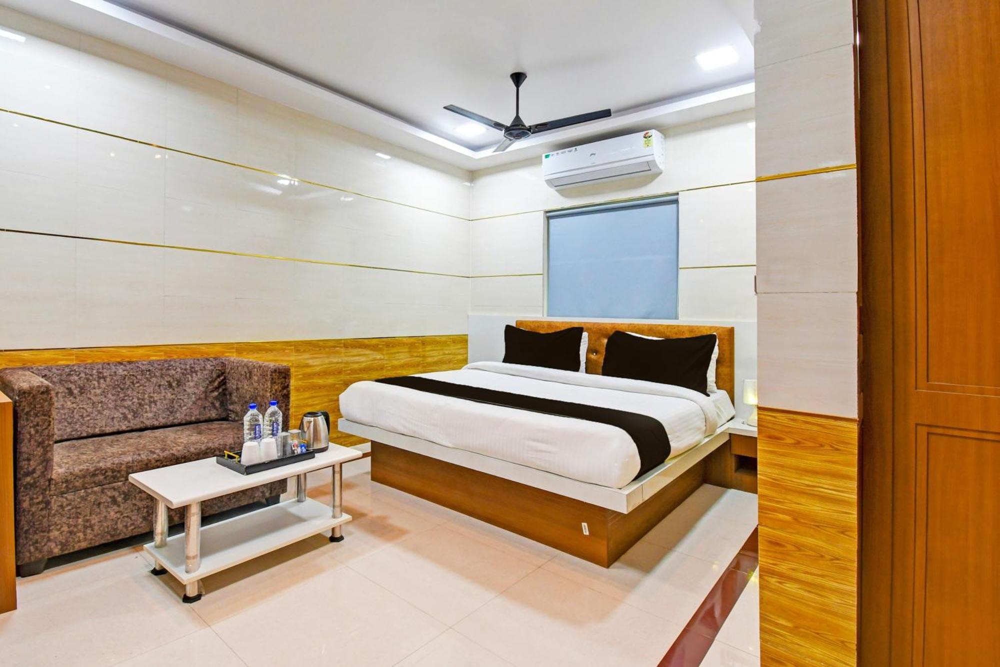Super Hotel O Maa Bhubaneswari Hotel Екстериор снимка